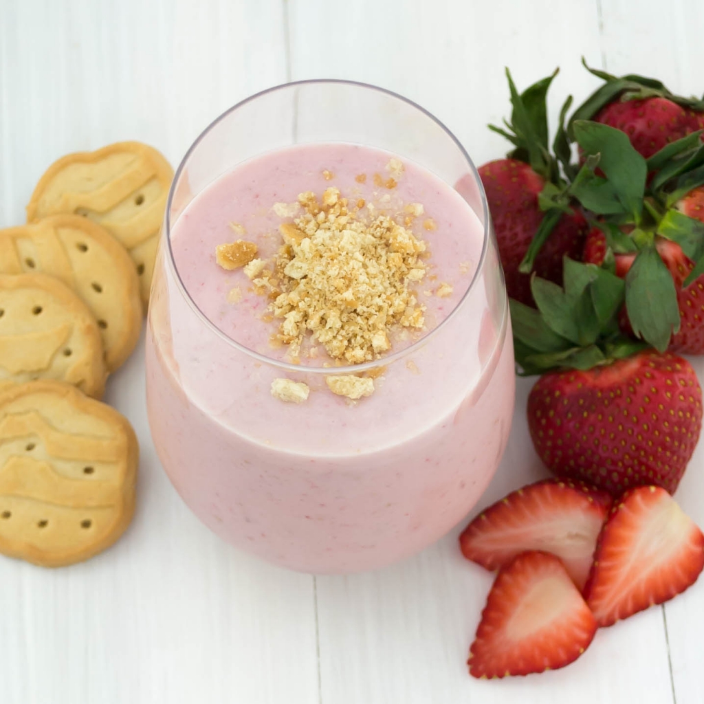 Strawberry Shortcake Smoothie | Pick Fresh Foods