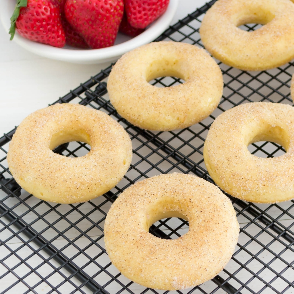 Cinnamon Sugar Yogurt Donuts | Pick Fresh Foods
