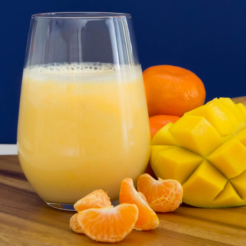 Orange Mango Smoothie...Delicious and Healthy! Starbucks made better (Copycat) | Pick Fresh Foods