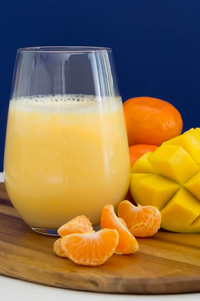 Orange Mango Smoothie...Delicious and Healthy! Starbucks made better (Copycat) | Pick Fresh Foods